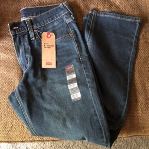 NWT Men’s 29/30 Levi’s 541